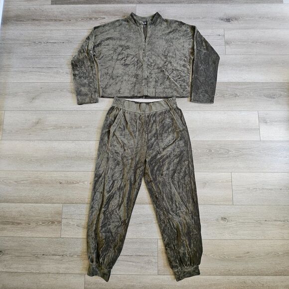 ME+EM Pants - ME+EM Green Velour Track Suit 1/4 Zip Pullover US 8 & Pull on Joggers US 10
